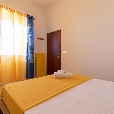 Casa Indipendente A 20m Dal Mare * فيلانوفا دي أوستوني