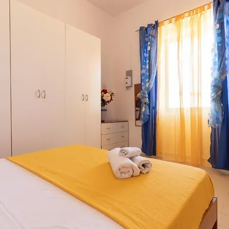 Casa Indipendente A 20m Dal Mare شقة *